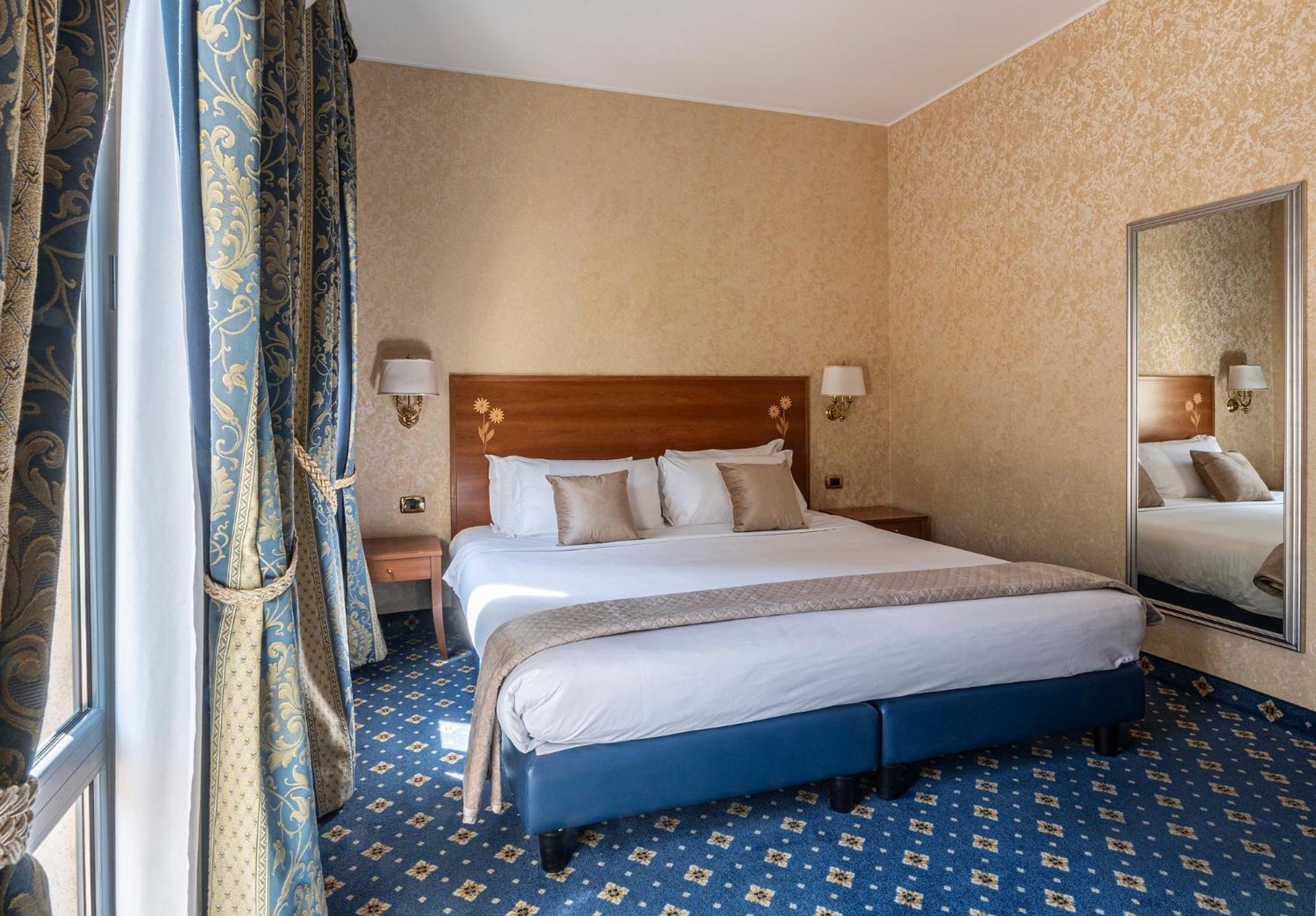 Boutique Hotel Dieci Милано Екстериор снимка