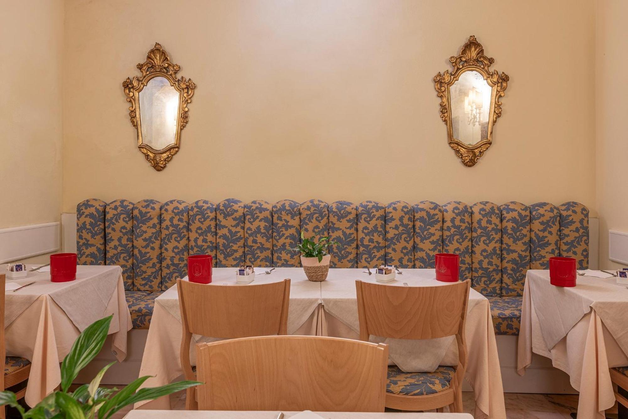Boutique Hotel Dieci Милано Екстериор снимка